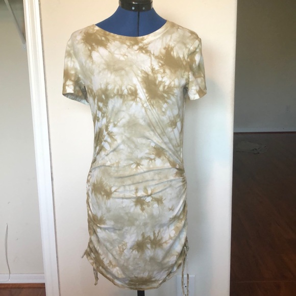 PINK Bodycon dress with ruching - Picture 1 of 7